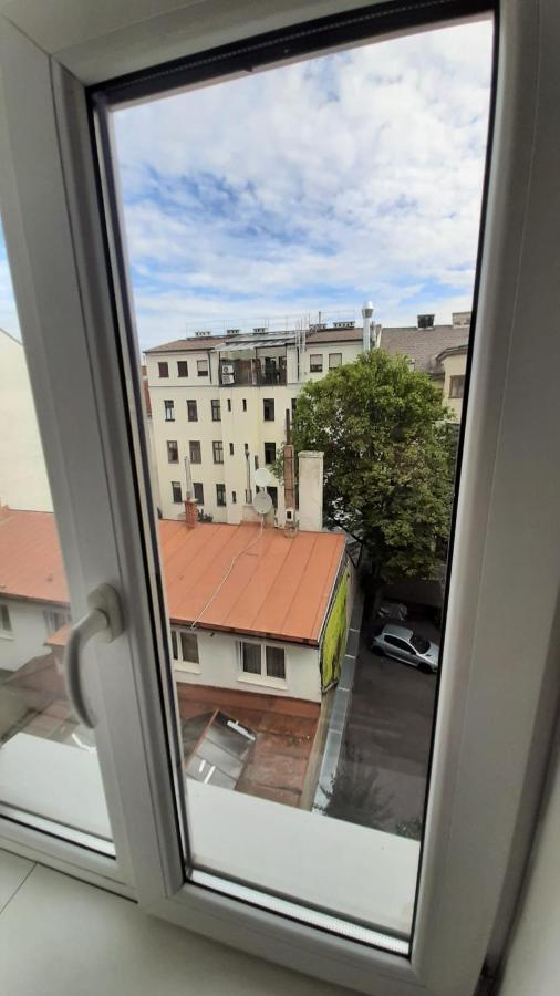 Relax Appartement 10 Minutes To Downtown ウィーン エクステリア 写真